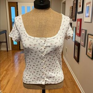 Old Navy Beige Floral Button-Up Blouse